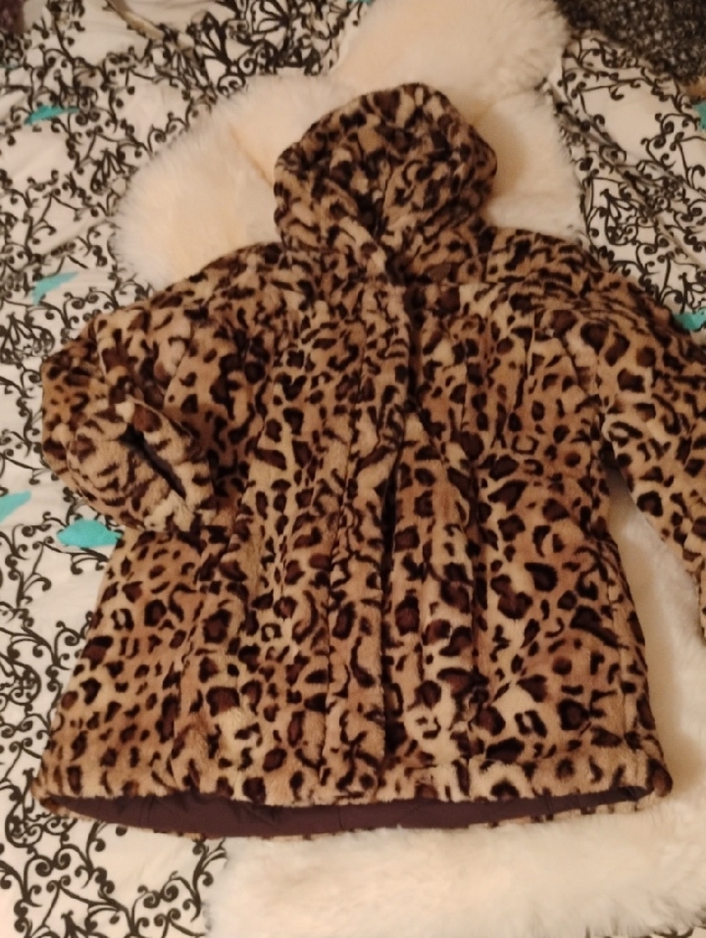 Big Ol Fluffy Leopard Reversible Winter Coat With Hood, L